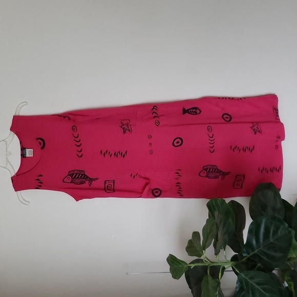 IG Sport Dresses & Skirts - IG sport vintage midi double slit rockfish print, hot pink, women's size medium
